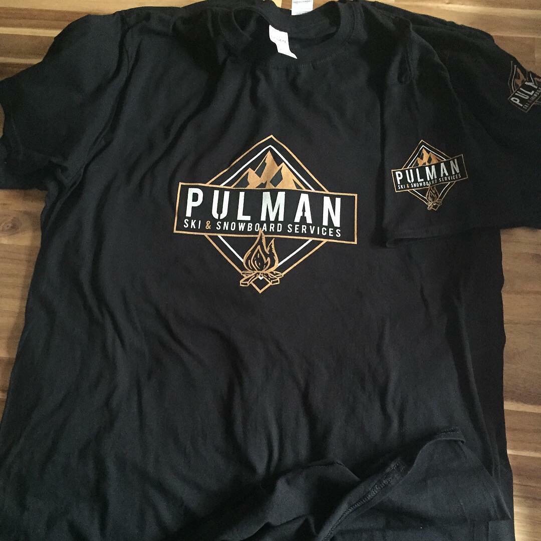 Front and sleeve design of 1